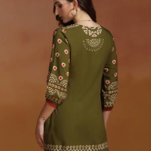 25436olive back 390x520.jpg